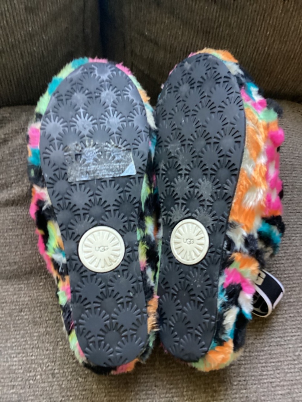 Ugg Fluff Yeah Slides - Picture 2 of 5